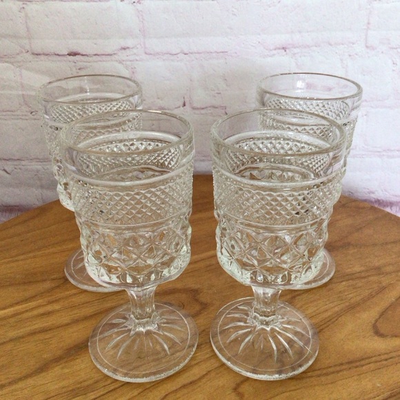 Vintage Anchor Hocking Wexford Claret Wine Glasses - Set of 4 - Picture 2 of 8